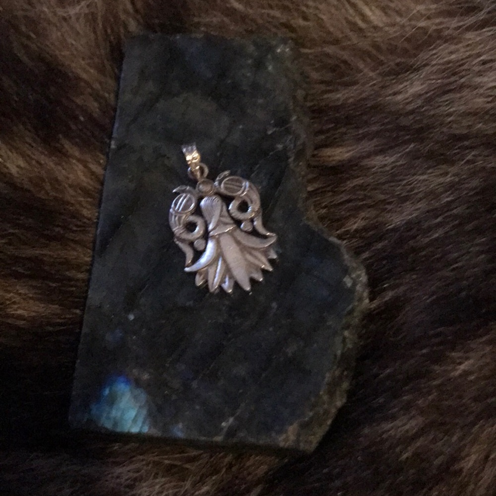 Sterling silver pendant